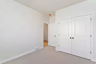 6963 W Sydney Peak Ln S, West Jordan, UT 84081 - Photo 24