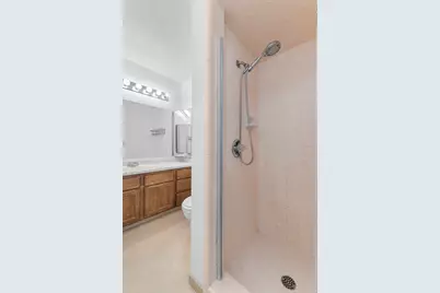 7721 S Briarsprings Dr, Midvale, UT 84047 - Photo 16