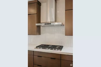 5910 N Canyon Rim Rd #619, Lehi, UT 84048 - Photo 10