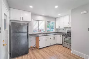 418 W 4675 S, Washington Terrace, UT 84405 - Photo 2