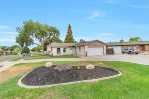 6816 S Normandy Circle, Midvale, UT 84047 - Photo 2