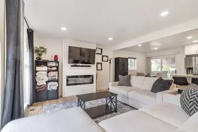 6816 S Normandy Cir, Midvale, UT 84047 - Photo 4