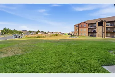 3561 E Rock Creek Rd #4, Eagle Mountain, UT 84005 - Photo 2