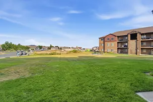 3561 E Rock Creek Rd, Eagle Mountain, UT 84005 - Photo 2