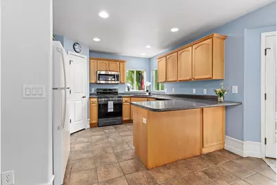 5446 W Moss Rose Ct S, Herriman, UT 84096 - Photo 8