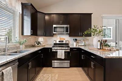 4069 W Penstemon Way, Lehi, UT 84048 - Photo 10