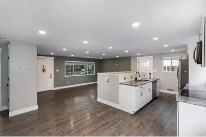 661 E Wyandotte Ave, Sandy, UT 84070 - Photo 4