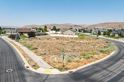 9330 N Horizon Dr, Eagle Mountain, UT 84005 - Photo 4