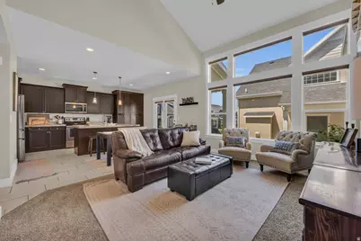 9246 S Rose Cottage Way E, Sandy, UT 84094 - Photo 4
