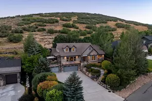 460 E Saddle Dr, Midway, UT 84049 - Photo 2