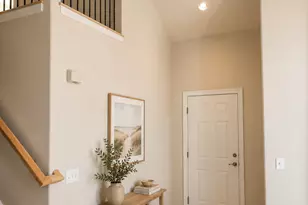 1621 N Pages Pl, Bountiful, UT 84010 - Photo 4