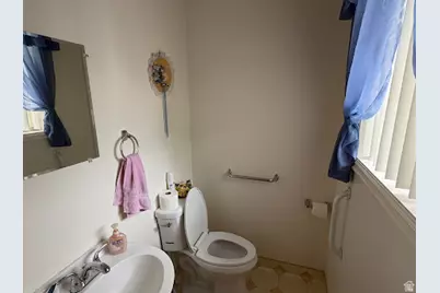 512 S 2500 W, Vernal, UT 84078 - Photo 26