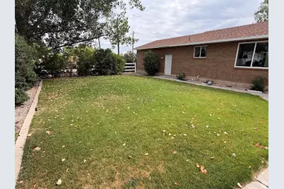 512 S 2500 W, Vernal, UT 84078 - Photo 8