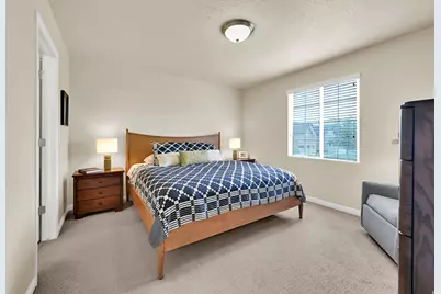 706 W 1045 N, Centerville, UT 84014 - Photo 12