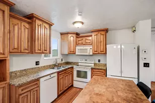 3338 W 5620 S, Taylorsville, UT 84129 - Photo 6