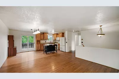 3338 W 5620 S, Taylorsville, UT 84129 - Photo 4