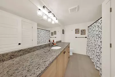 1686 N Emerald Dr, Layton, UT 84040 - Photo 26