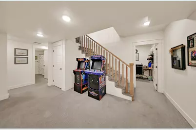 1686 N Emerald Dr, Layton, UT 84040 - Photo 20