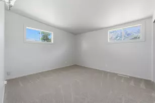718 E 800 N, Ogden, UT 84404 - Photo 12