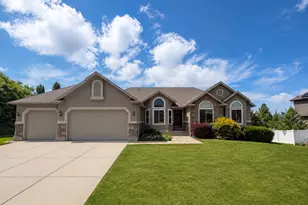 479 W 3500 N, Pleasant View, UT 84414 - Photo 2