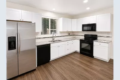 10463 N Doral Dr, Cedar Hills, UT 84062 - Photo 10