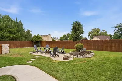 2131 N 850 W, Clinton, UT 84015 - Photo 24