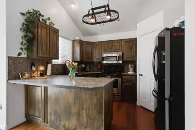 2131 N 850 W, Clinton, UT 84015 - Photo 28