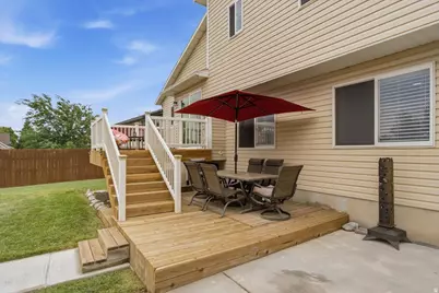 2131 N 850 W, Clinton, UT 84015 - Photo 8