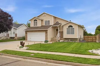 2131 N 850 W, Clinton, UT 84015 - Photo 1