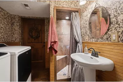 2131 N 850 W, Clinton, UT 84015 - Photo 12