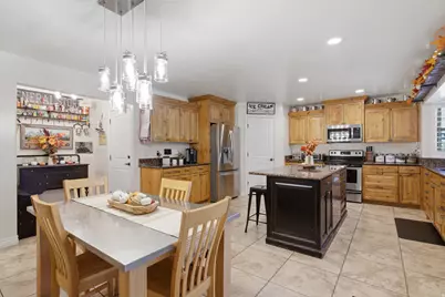 1261 W 1950 S, Syracuse, UT 84075 - Photo 10