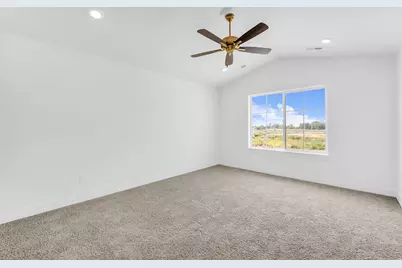 526 W 1875 N, Harrisville, UT 84404 - Photo 6
