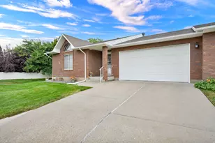 974 E 5750 S, South Ogden, UT 84405 - Photo 2