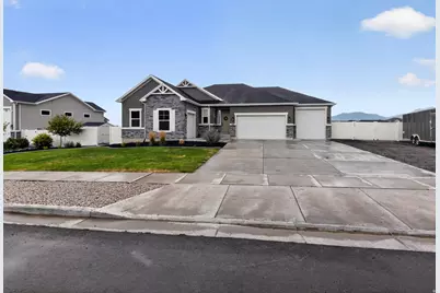 597 S Chan Dr, Grantsville, UT 84029 - Photo 1