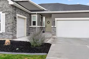 597 S Chan Dr, Grantsville, UT 84029 - Photo 2