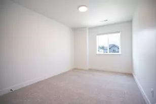 419 E 550 N #37 N, Salem, UT 84653 - Photo 10