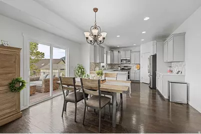 581 W Crenshaw Ct N, Saratoga Springs, UT 84045 - Photo 6
