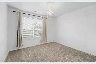 581 W Crenshaw Ct N, Saratoga Springs, UT 84045 - Photo 18
