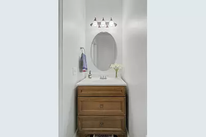 581 W Crenshaw Ct N, Saratoga Springs, UT 84045 - Photo 10