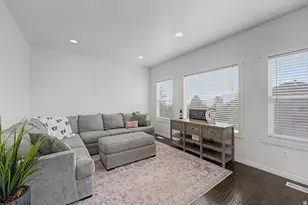 581 W Crenshaw Ct N, Saratoga Springs, UT 84045 - Photo 2
