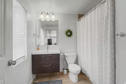 581 W Crenshaw Ct N, Saratoga Springs, UT 84045 - Photo 24
