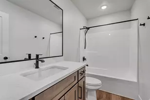 642 E Gdn Grv Dr, Eagle Mountain, UT 84005 - Photo 10