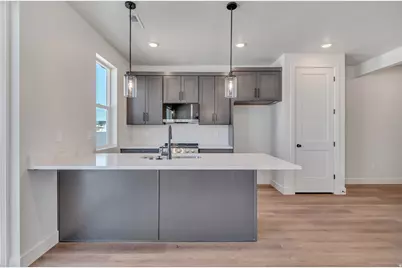 642 E Garden Grove Dr #337, Eagle Mountain, UT 84005 - Photo 4