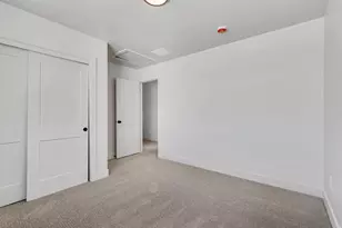642 E Gdn Grv Dr, Eagle Mountain, UT 84005 - Photo 12