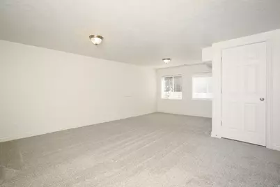 655 N Greystone Way E, Tooele, UT 84074 - Photo 14