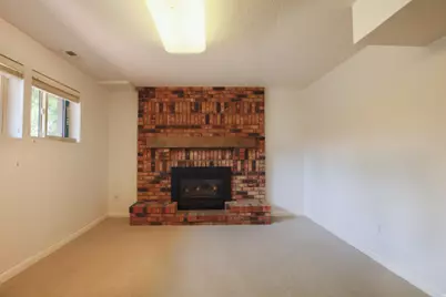 9775 S Granite View Dr, Sandy, UT 84092 - Photo 12