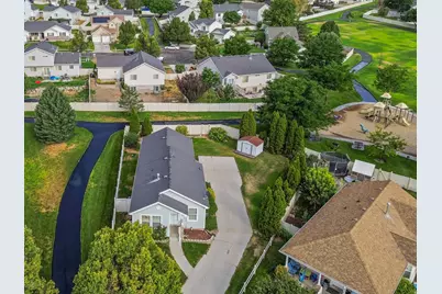 438 W Plum Pl, Saratoga Springs, UT 84045 - Photo 30