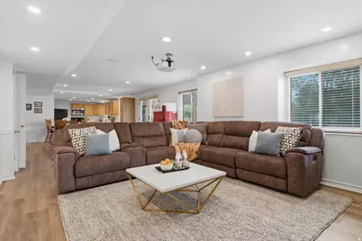1264 W Dusty Downs Cir S, South Jordan, UT 84095 - Photo 30