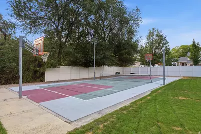 1264 W Dusty Downs Cir S, South Jordan, UT 84095 - Photo 10