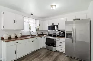 3742 S Armoridge Dr W, Magna, UT 84044 - Photo 16